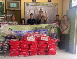 Polres Bengkayang Kawal Pendistribusian Benih Jagung di Kecamatan Sungai Betung