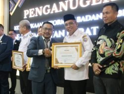 Pemkot Pontianak Juara Umum Badan Publik Informatif se-Kalbar Tahun 2024