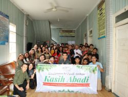 Aston Pontianak Berbagi Kasih di Panti Asuhan Kasih Abadi 