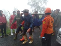 Longsor Pekalongan, 17 Orang Meninggal Dunia