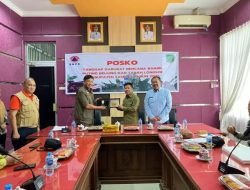 BNPB Salurkan Bantuan Penanganan Banjir Senilai Rp439,46 Juta ke Sambas