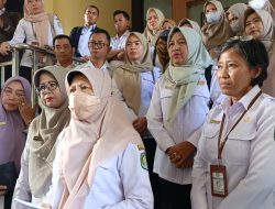 Puluhan Guru SMAN 9 Sambangi Polda Kalbar Laporkan Rizky Kabah