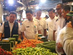 Tim Satgas Pangan Sidak Pasar! Harga Bahan Pokok Stabil, tapi Cabai Masih ‘Panas’ di Pontianak