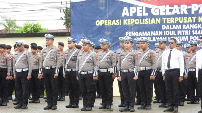 Polres Sambas Gelar Apel Operasi Kapuas Ketupat 2025, Pastikan Kelancaran dan Keamanan Mudik