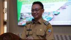 Wali Kota Pontianak, Edi Kamtono membuka Forum Lintas Daerah Kota Pontianak di Aula SSA, Kantor Wali Kota Pontianak, Selasa (25/3/2025). Foto: HO/Faktakalbar.id