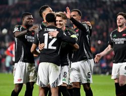 Menang Telak, Arsenal Gilas PSV Eindhoven 1 – 7 di Laga Away