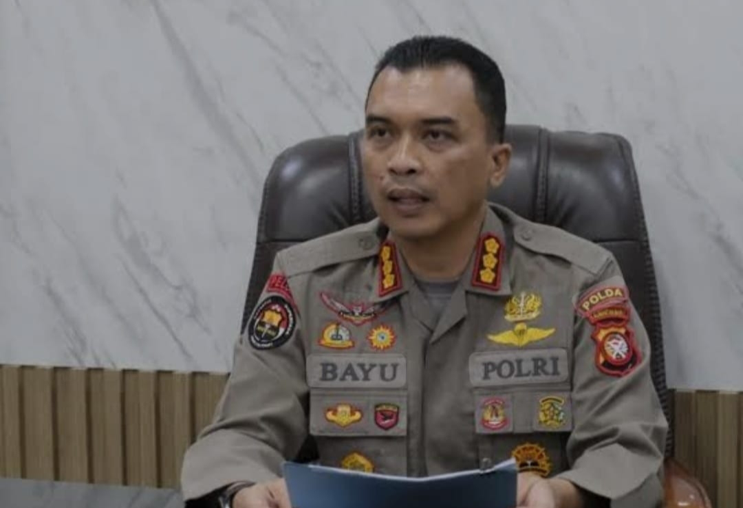 Kabid Humas Polda Kalbar, Kombes Pol Bayu Suseno, memberikan keterangan pers terkait rotasi dan mutasi sejumlah pejabat utama serta Kapolres di lingkungan Polda Kalbar, Kamis (13/3).