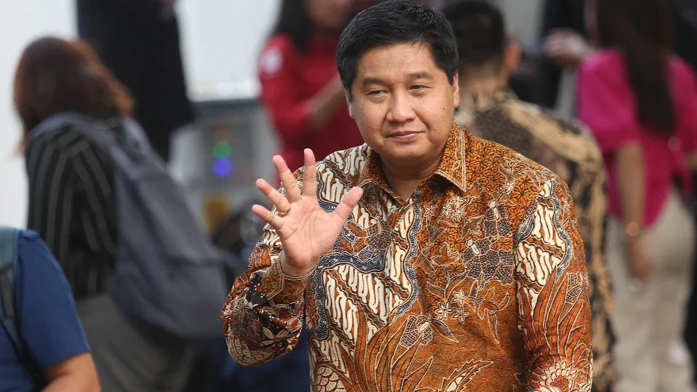 Menteri PKP Maruarar Sirait. Ia menyampaikan laporan realisasi anggaran 2025 dalam rapat kerja bersama Komisi V DPR RI, Rabu (30/04/2025). Foto: Bisnis.com/Eusebio Chrysnamurti