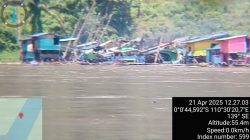 Aktivitas pertambangan emas tanpa izin (PETI) di aliran Sungai Kapuas, tepatnya di Desa Samarangkai, Kecamatan Kapuas, Kabupaten Sanggau, kian mengkhawatirkan