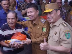 Gubernur Kalbar Tinjau Pasar Murah di Sambas, Tekan Inflasi Lewat Operasi Pasar