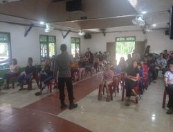 Bhabinkamtibmas Sosialisasikan Bahaya Narkoba kepada Pemuda Gereja di Banyuke Hulu