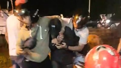 Petugas Jatanras Polres Kubu Raya menangkap pelaku curanmor di Simpang Legend, Pontianak Timur, Rabu malam (23/04/2025). Foto: HO/Faktakalbar.id