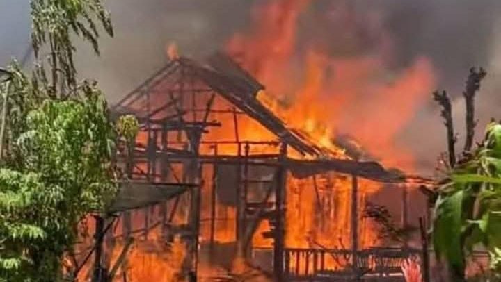 3 unit rumah warga di Desa Mekar Jaya Kecamatan Sajad hangus dilalap sijago merah, Minggu (27/4/2025). (ist)