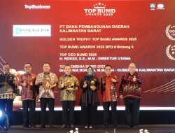 Bank Kalbar Raih Golden Trophy di Ajang TOP BUMD Awards 2025