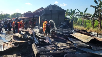 Empat Kios di Kubu Raya Ludes Terbakar, Kerugian Ditaksir Puluhan Juta Rupiah