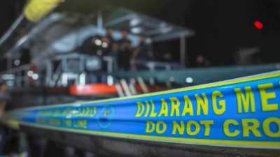 Kapal yang digunakan untuk menyelundupkan narkotika jenis sabu dan kokain, berhasil diamankan aparat gabungan di perairan Kepulauan Riau. Foto: Official Akun X BNN RI @INFOBNN