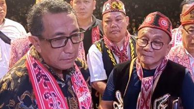 Foto: Rizal Almutahar, Kepala Dinas Kepemudaan, Olahraga, dan Pariwisata (Disporapar) Kota Pontianak saat diwawancarai pada acara Naik Dango. Dok: Ambo/Faktakalbar.id