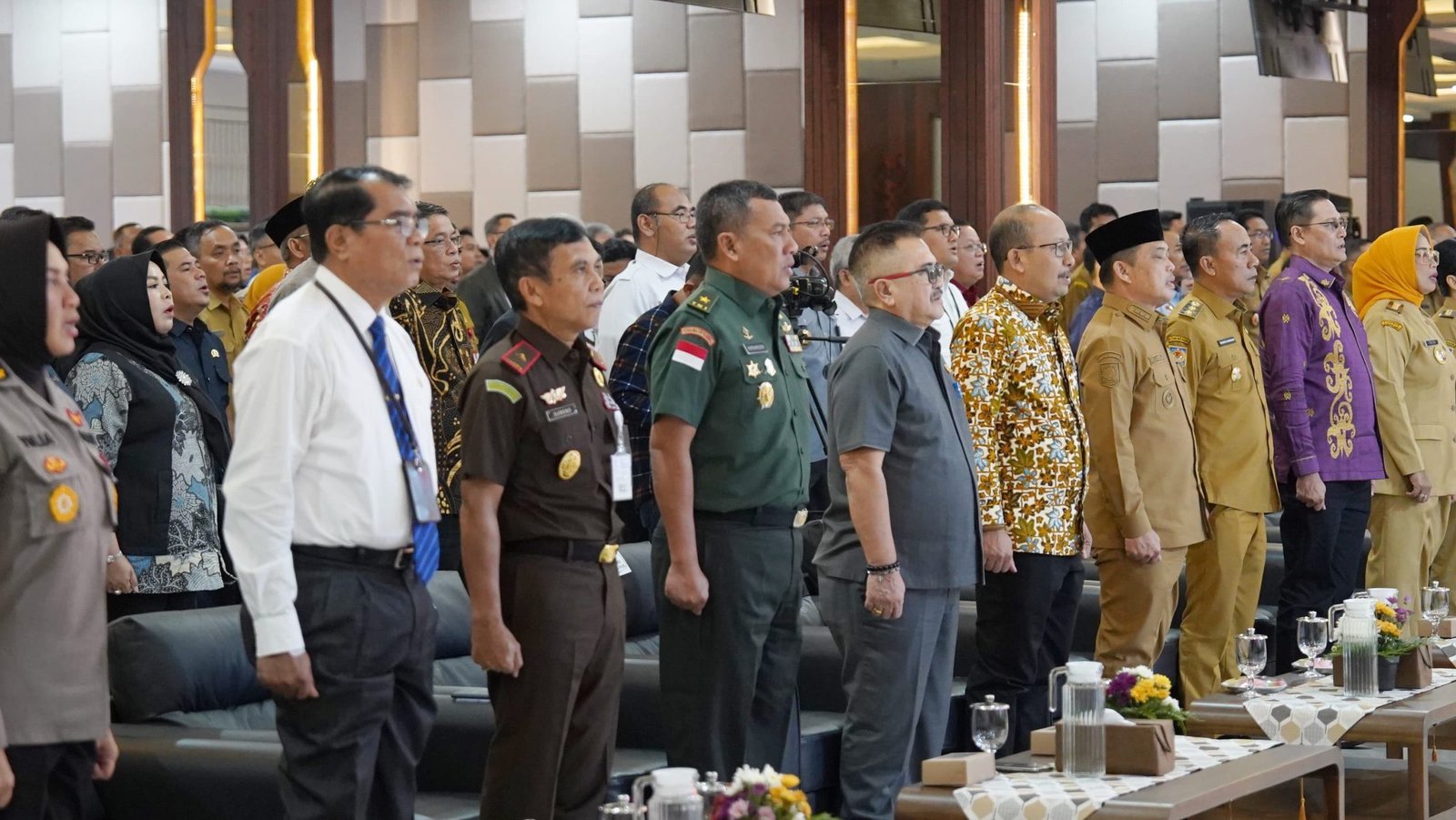 Brigjen TNI Nursyamsudin saat menghadiri Musrenbang RPJMD Kalbar 2025–2029 dan RKPD 2026 di Aula Garuda, Kantor Gubernur Kalbar, Pontianak (5/5/2025). Foto: HO/Faktakalbar.id