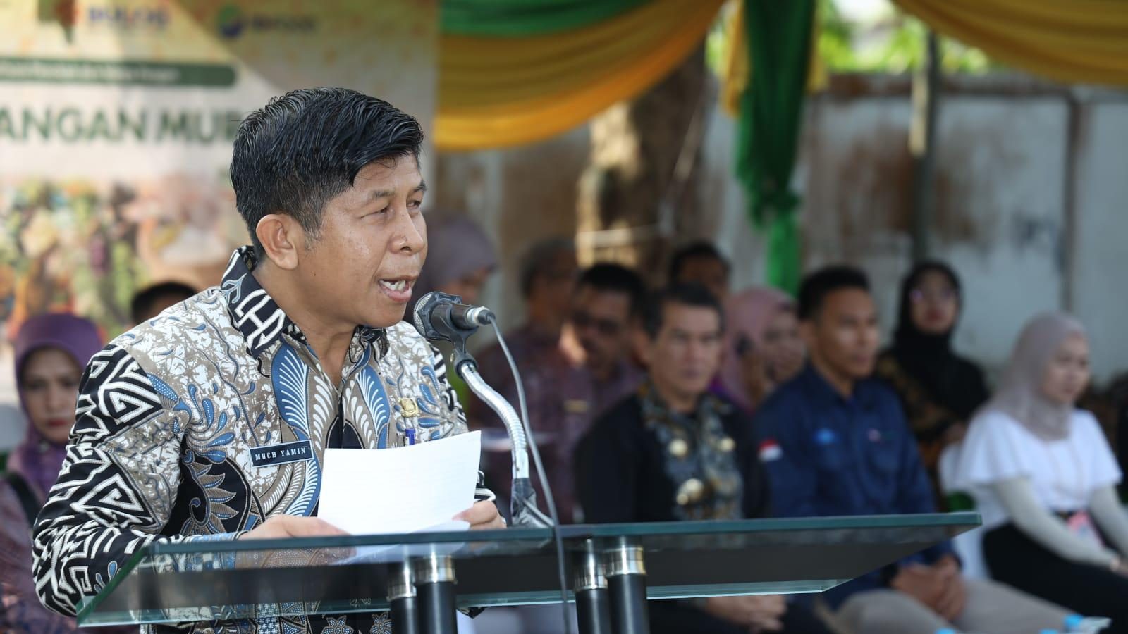Plt Kepala Dinas Pangan, Pertanian dan Perikanan Kota Pontianak, Muchammad Yamin memastikan akan mengawasi kesehatan hewan kurban. Foto: PRKPM/Faktakalbar.id