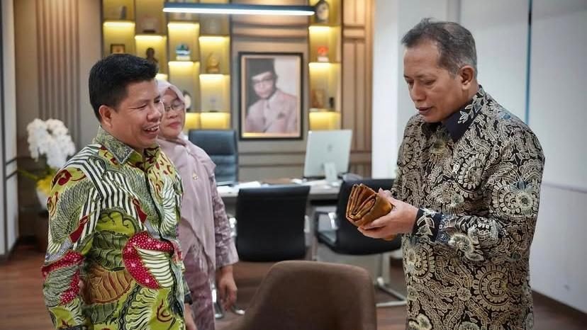 Peluncuran Koperasi Desa Merah Putih di Sambas akan dihadiri langsung oleh Wakil Menteri Koperasi dan UKM Ferry Juliantono. Pada Kamis, (8/5/2025). Foto: HO/Faktakalbar.id