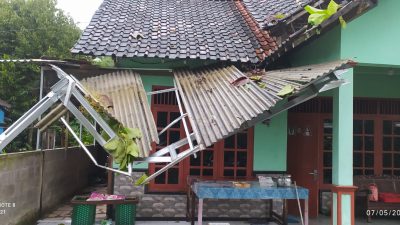 Lokasi terdampak peristiwa angin kencang di Kabupaten Sleman, Provinsi Daerah Istimewa Yogyakarta, pada Rabu (7/5). Sumber foto : BPBD Kabupaten Sleman