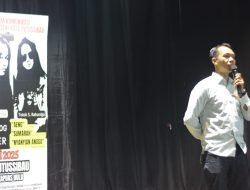 Ketua Komisi C DPRD Kapuas Hulu Hadiri dan Buka Pementasan Monolog HARDIKNAS 2025 di Putussibau