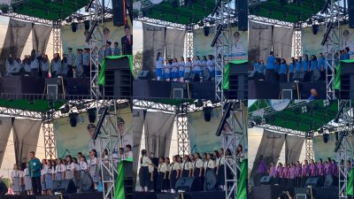 Lomba Paduan Suara Menyanyikan Mars Sintang Diikuti 6 Sekolah Menengah Atas se-Kota Sintang
