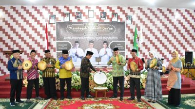 Foto: Wakil Wali Kota Pontianak Bahasan meresmikan MTQ ke-33 Pontianak Kota sebagai langkah membangun generasi berilmu dan berakhlak di era digital. Dok. HO/Faktakalbar.id