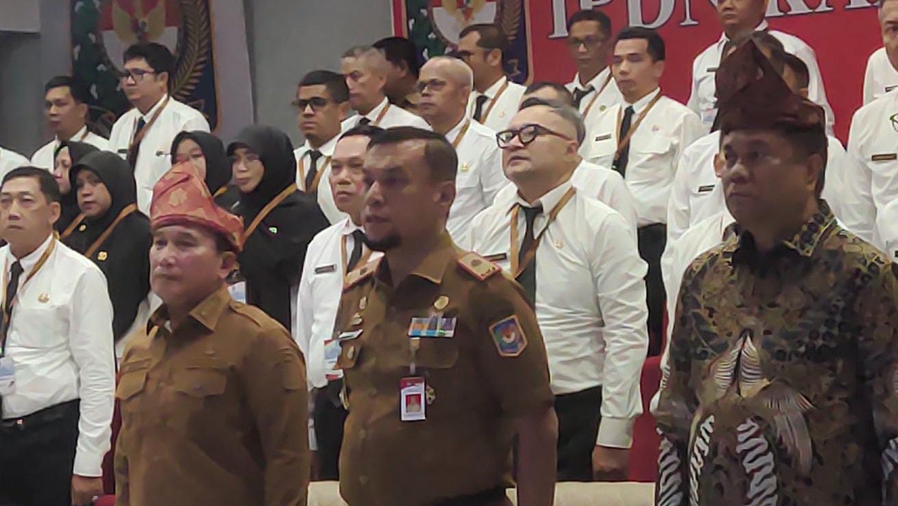 Foto: Bupati Kubu Raya, Sujiwo menghadiri retret hari pertama pejabat eselon 3 Kubu Raya di Kampus IPDN Kalimantan Barat, Senin (19/5/2025). Dok. HO/Faktakalbar.id