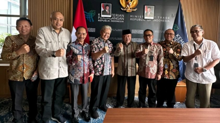 pertemuan AP3I dengan Kementerian Perdagangan RI membahas nasib ekonomi di kawasan perbatasan Entikong. Foto: HO/Faktakalbar.id