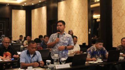 Peserta Forum Konsultasi Publik (FKP) Itwasum Polri tengah mengikuti diskusi hari kedua di Orchardz Hotel Jayakarta, Jakarta Pusat, membahas evaluasi Survei Persepsi Integritas (SPI) 2024 dan penguatan sistem pengawasan berbasis teknologi terbaru. Foto: HO/Faktakalbar.id