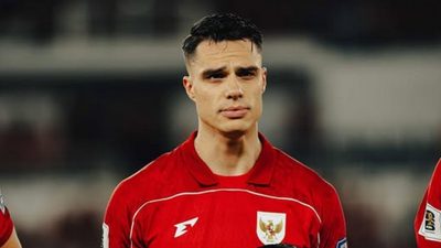 Joey Pelupessy kala membela Timnas Indonesia. (Foto: Instagram/@joeypelupessy) Faktakalbar.id