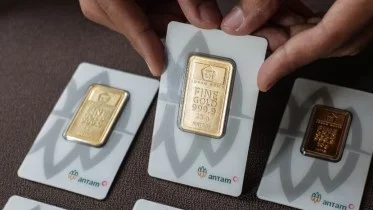 Harga emas batangan Antam kembali turun per Sabtu, (7/6/2025). Penurunan ini terjadi sehari setelah Idul Adha 1446 Hijriah. (Dok. Ist)