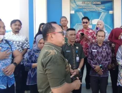 Bupati Kubu Raya Sidak Kantor Dinas Pendidikan, Temukan Banyak Pelanggaran Disiplin