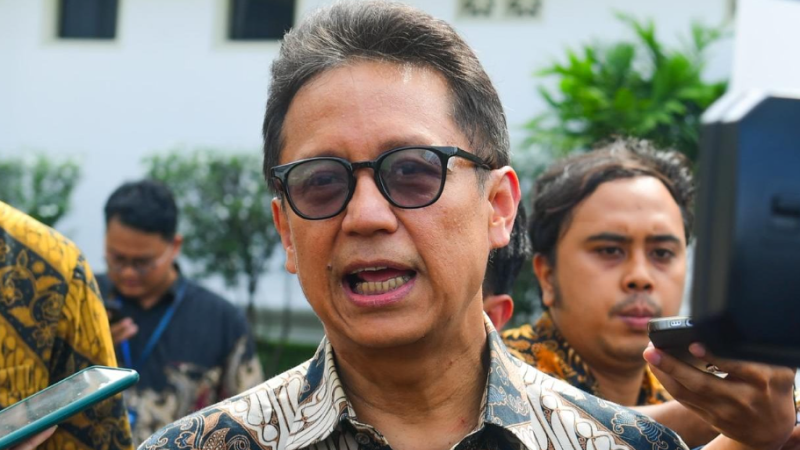 Menteri Kesehatan Budi Gunadi Sadikin saat tiba di Kompleks Istana Kepresidenan, Jakarta. Foto: Biro Pers, Media, dan Informasi Sekretariat Presiden