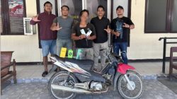 Petugas Polres Landak mengamankan pelaku pencurian barang elektronik di kawasan GOR Patih Gumantar, Landak. (Dok. Ist)