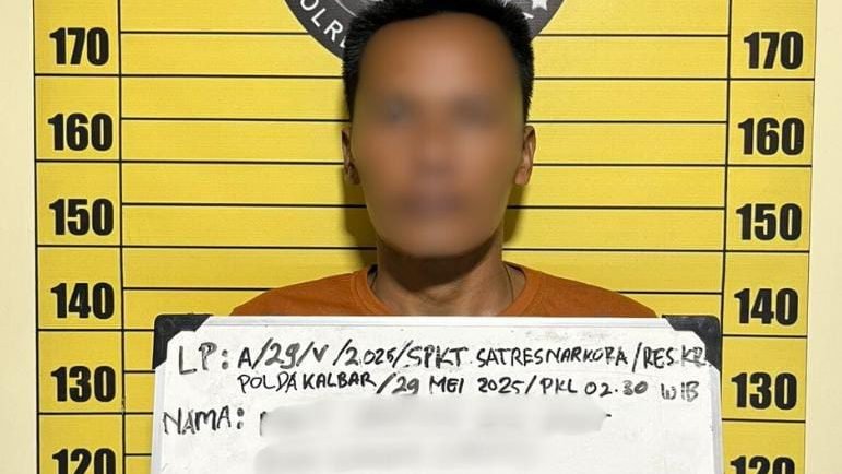 Foto: Seorang pengedar narkotika berinisal MT telah diamankan Polres Kubu Raya saat dirinya tengah membawa sabu seberat 0,93 gram. Dok. HO/Faktakalbar.id