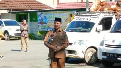 Jelang Idul Adha, Norsan Serahkan 49 Ekor Sapi kepada Perwakilan Masyarakat Kalimantan Barat