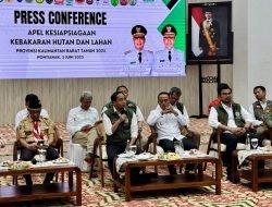 Hotspot Turun 55%: Menteri Kehutanan Raja Juli Antoni Ungkap Strategi Pengendalian Karhutla Kalbar