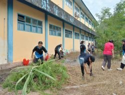 STKIP Sintang Gelar Aksi Bersih Sampah Peringati Hari Lingkungan Hidup Sedunia 2025