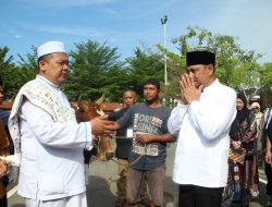 Kapolda Kalbar Serahkan 192 Hewan Kurban untuk Masyarakat Pontianak dan Sekitarnya