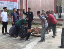 Polres Sambas Laksanakan Penyembelihan Hewan Kurban Idul Adha 1446 H
