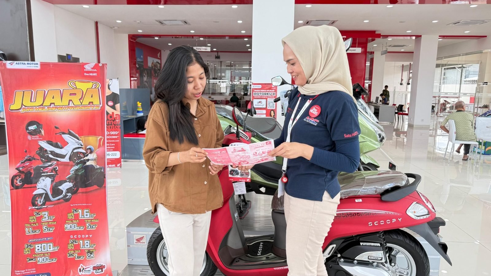 Astra Motor Kalimantan Barat berikan berlimpah promo JUARA motor Honda (foto: Astra Motor Kalbar)