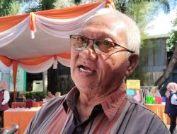 Semangat Muhammad Ali di Usia 68 Tahun Tetap Produktif dengan Budidaya Lele