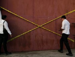 Gudang Diduga Oli Palsu Disegel Polda Kalbar, Masyarakat Menuntut Pengungkapan Pelaku Utama dan Jaringannya