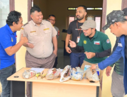 Karantina Kalbar Serahkan Gaharu hingga Sisik Trenggiling Ilegal ke KSDAE
