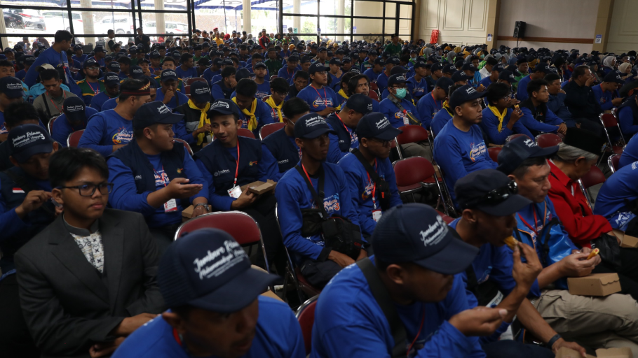 Pembukaan Jambore Nasional Relawan Muhammadiyah dan Aisyiyah ke-3 di Karanganyar oleh tokoh nasional dan pimpinan Muhammadiyah. (Dok. HO/Faktakalbar.id)
