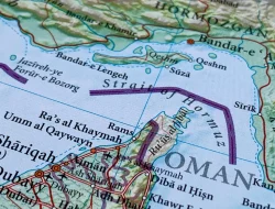 Iran Bersiap Tutup Selat Hormuz, AS Minta Bantuan China Redam Konflik