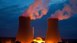 Ilustrasi - Small Modular Reactor (SMR) yang merupakan reaktor nuklir generasi baru dengan kapasitas maksimal 300 MW per unit. (Dok. Ist)