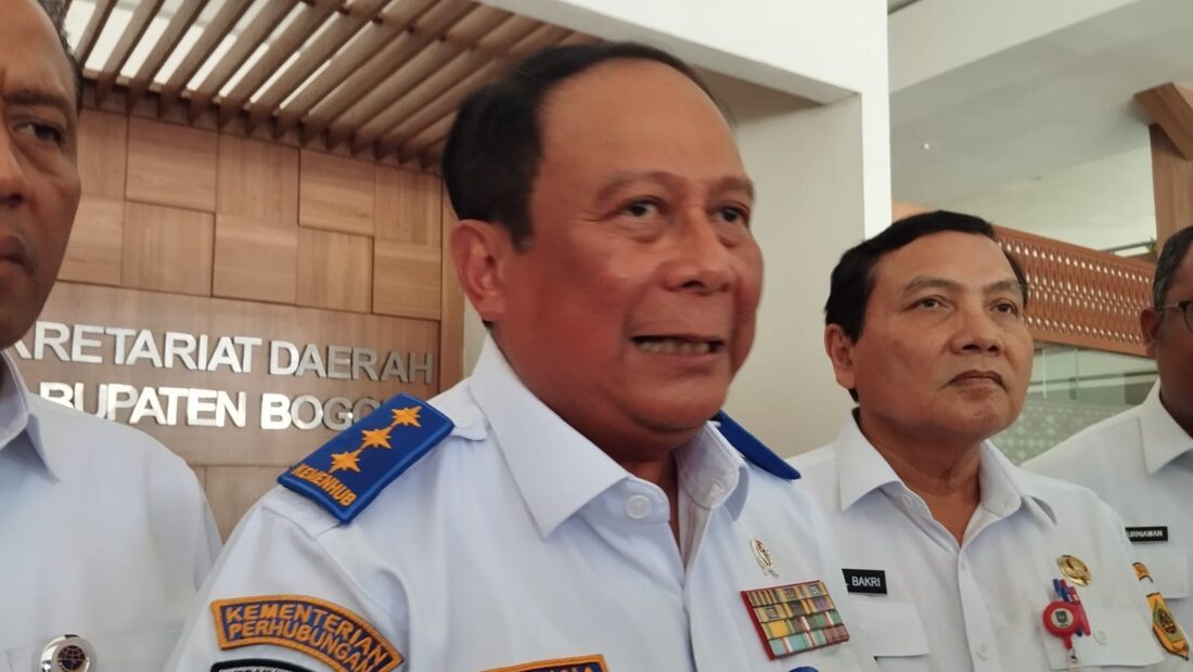 Wakil Menteri Perhubungan (Wamenhub) Suntana saat melakukan rapat koordinasi. (Dok. Ist)